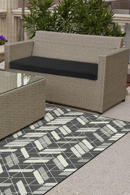 Outdoor Painted Chevron Black Rug